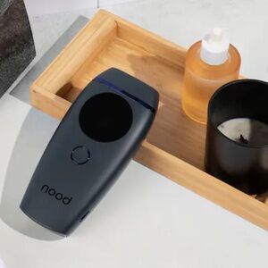 NOOD flasher 2.0 laser hair removal home device in black